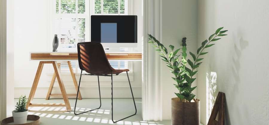 minimalistická kancelář